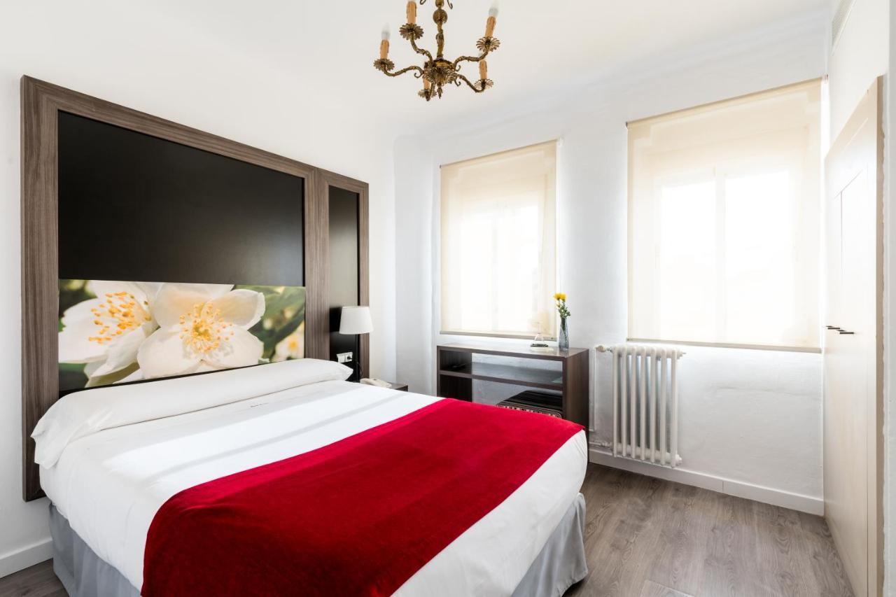 Hotel Sevilla מראה חיצוני תמונה