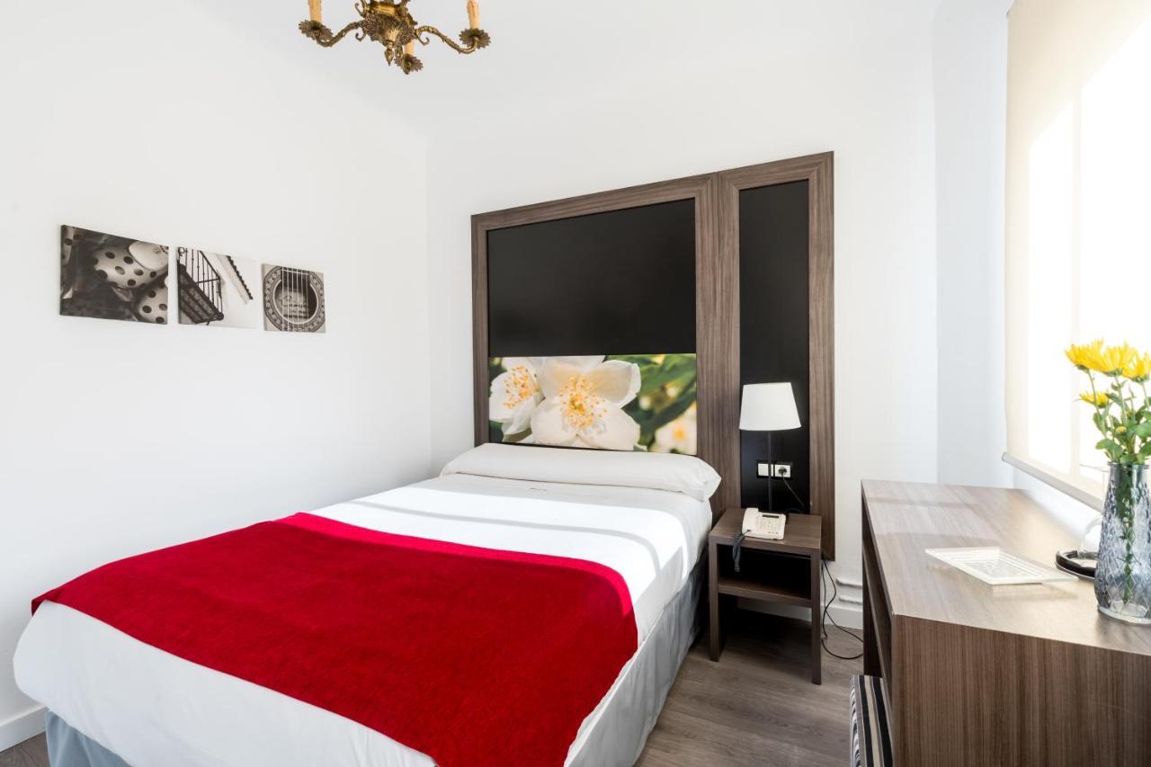 Hotel Sevilla מראה חיצוני תמונה