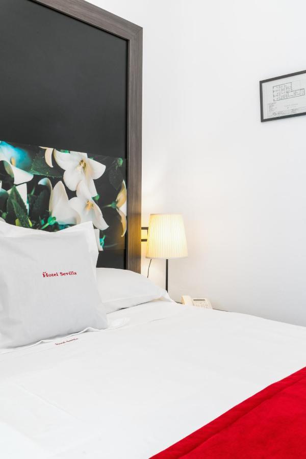 Hotel Sevilla מראה חיצוני תמונה